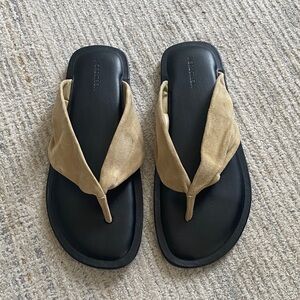 Tan Suede Black Sandal Flip Flops Nordstrom Size 9 New
